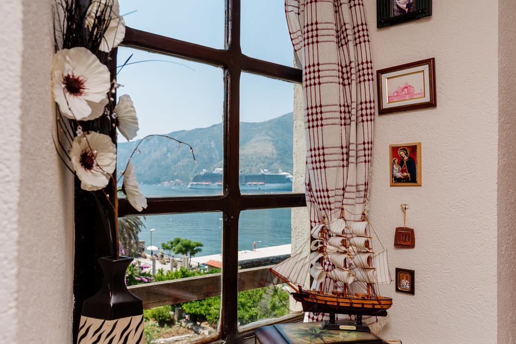 Celine'S Place By The Sea โกตอร์ ภายนอก รูปภาพ
